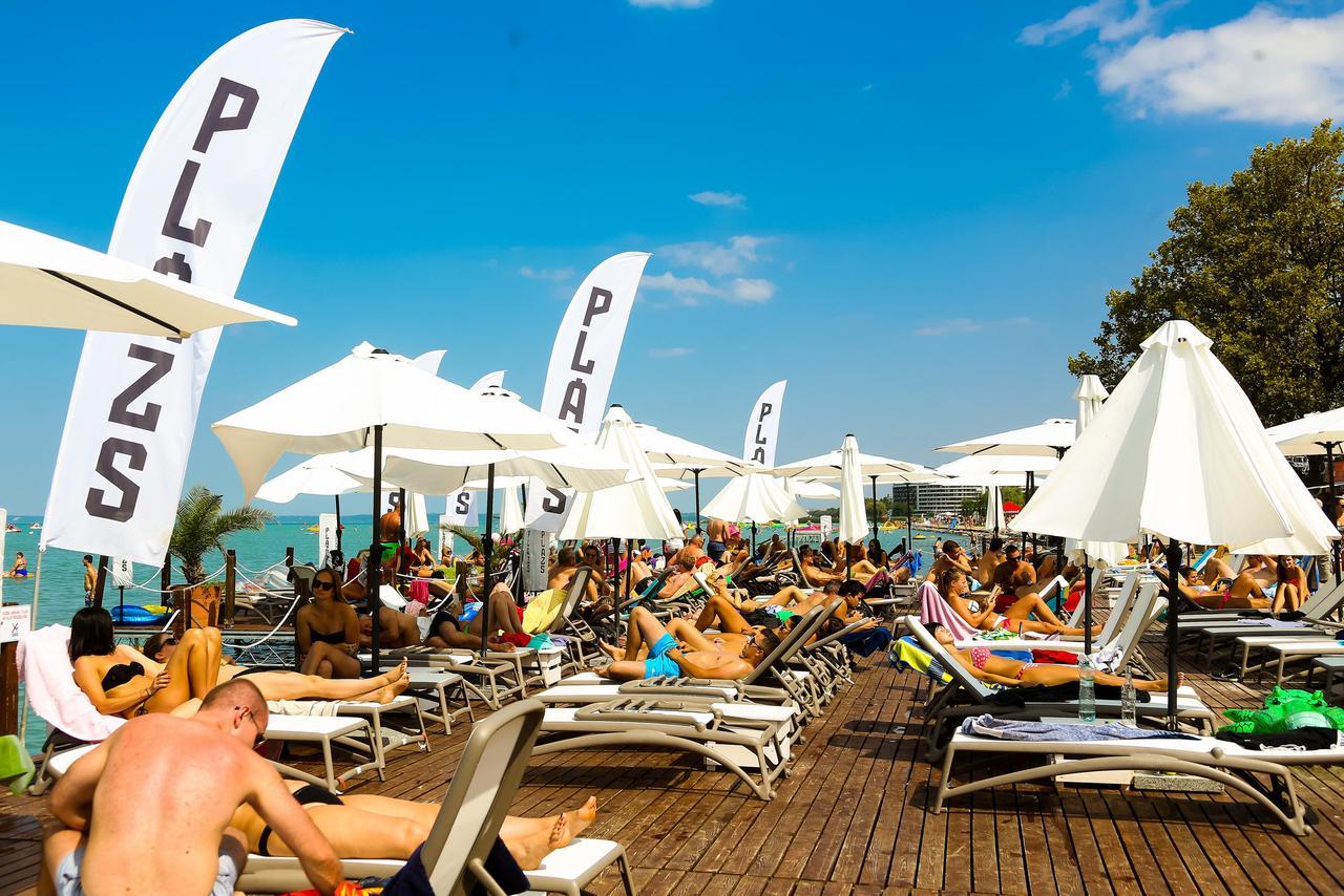 Balaton&Center Wellness Apartman シオーフォク エクステリア 写真