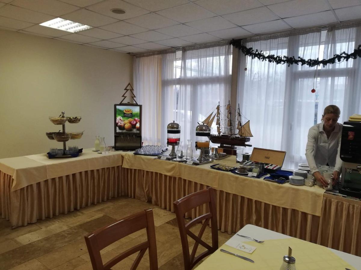 Balaton&Center Wellness Apartman シオーフォク エクステリア 写真